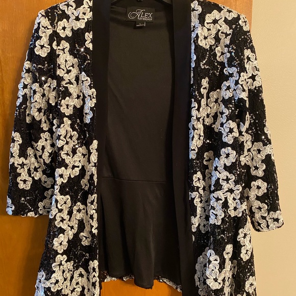Alex Evenings Sequined jacket and top
Women size L - Picture 5 of 7